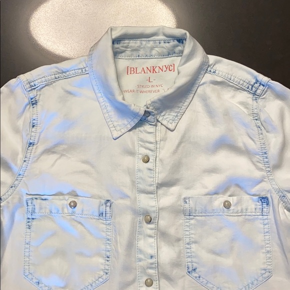 New BLANKNYC girls light wash chambray. - Picture 2 of 12